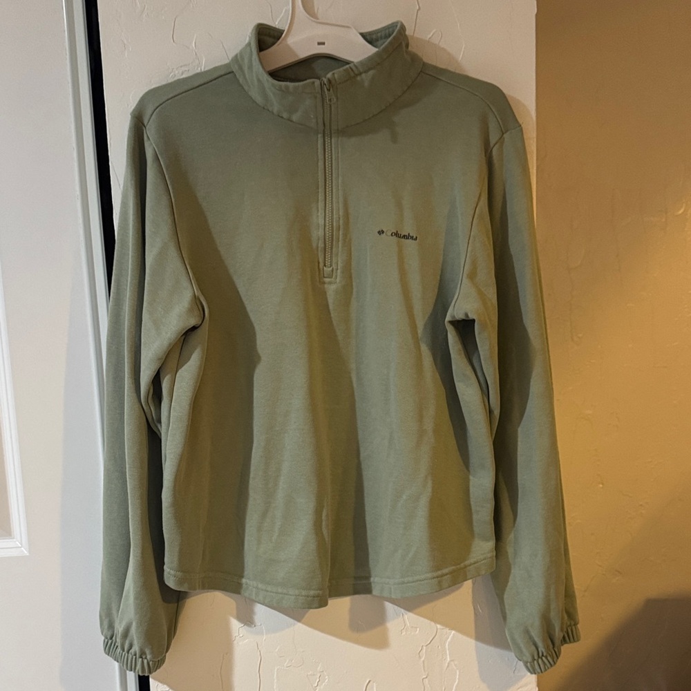 Columbia Women's Sage Green Zip Up Sweater